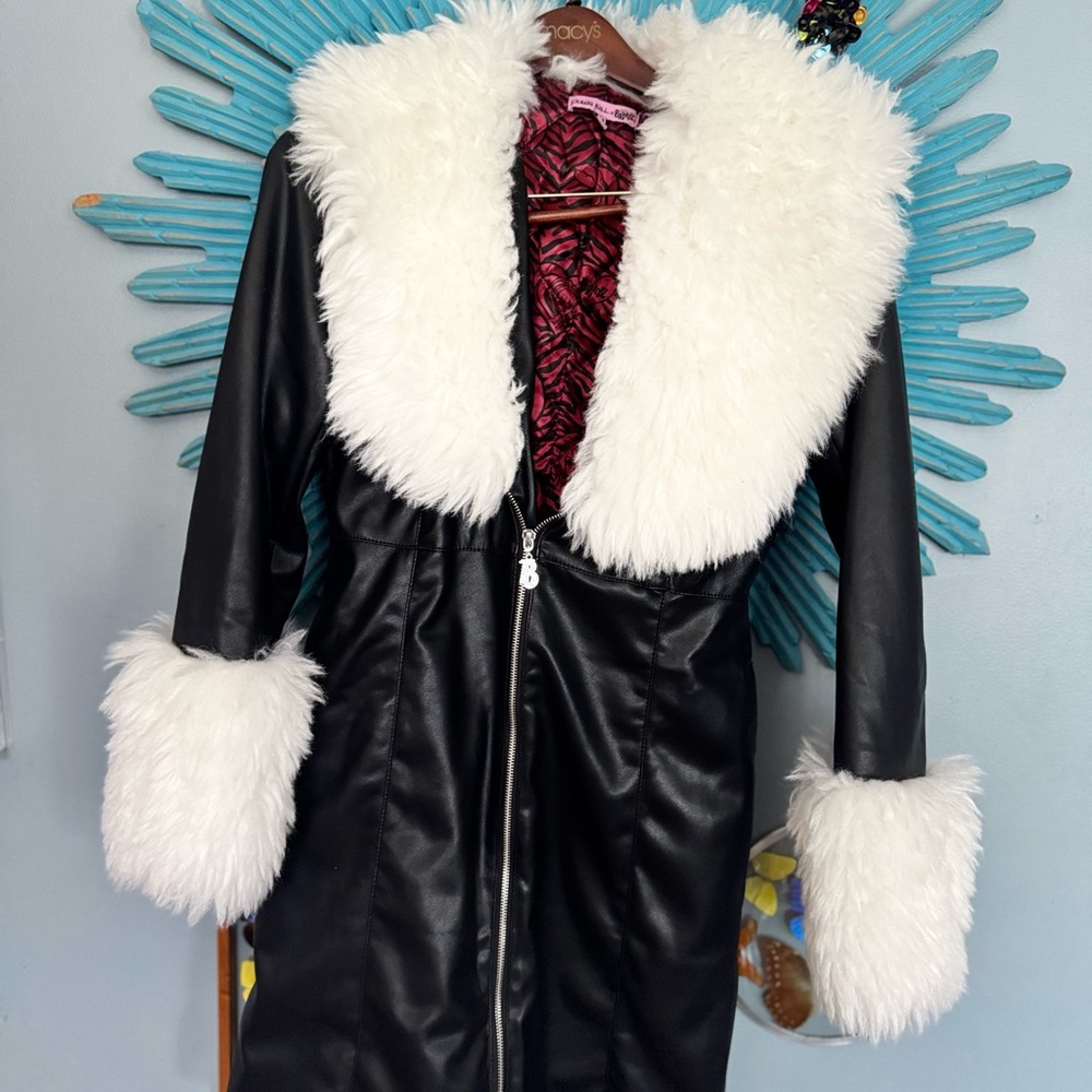 Dolls kill BRATZ  Black and White Faux Fur Trim Coat